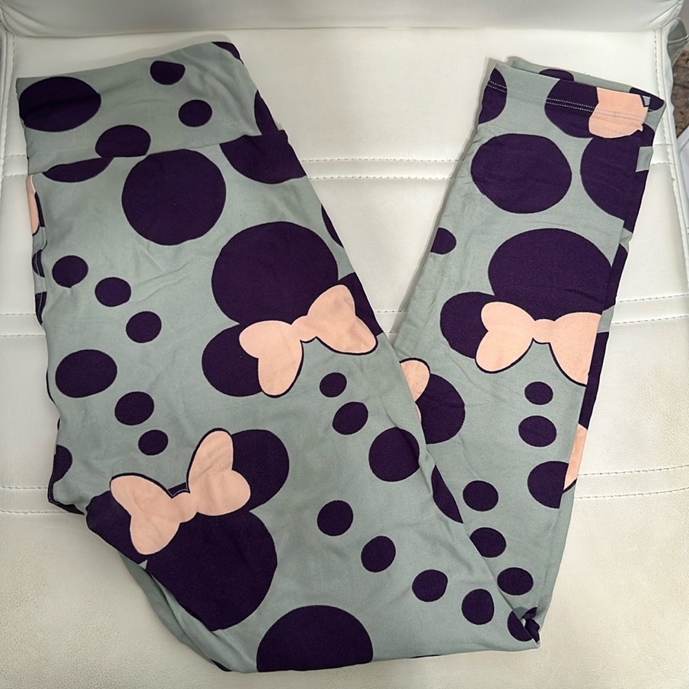 Disney LuLaRoe Minnie Mouse grey, purple, pink polka dot leggings
